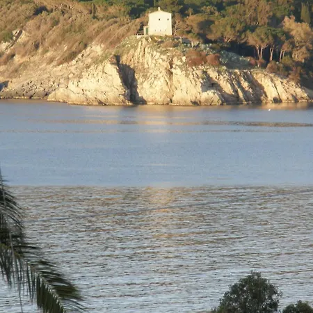 Elba Procchio 200mt Da * بروكيو